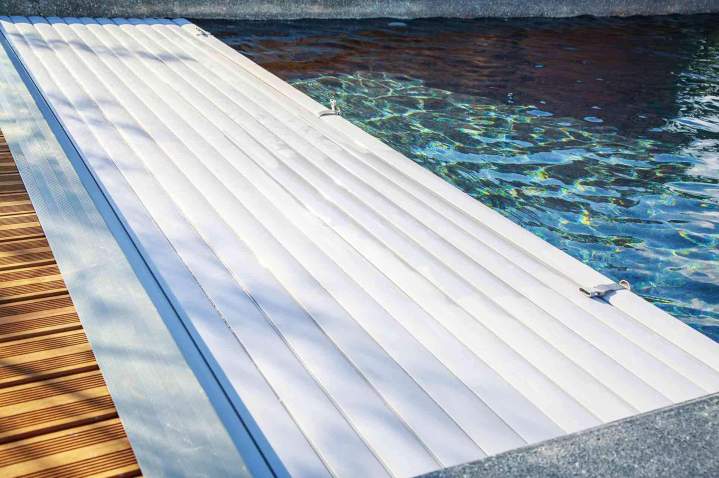 Vente de volets de piscine, Laval