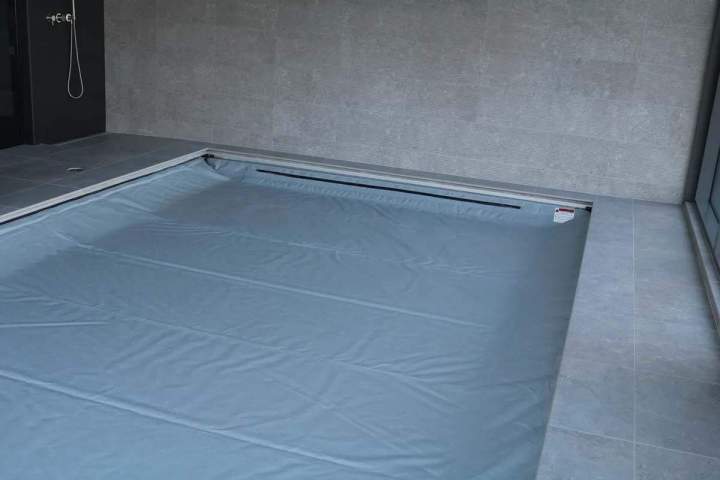 Pool cover supplier Montreal