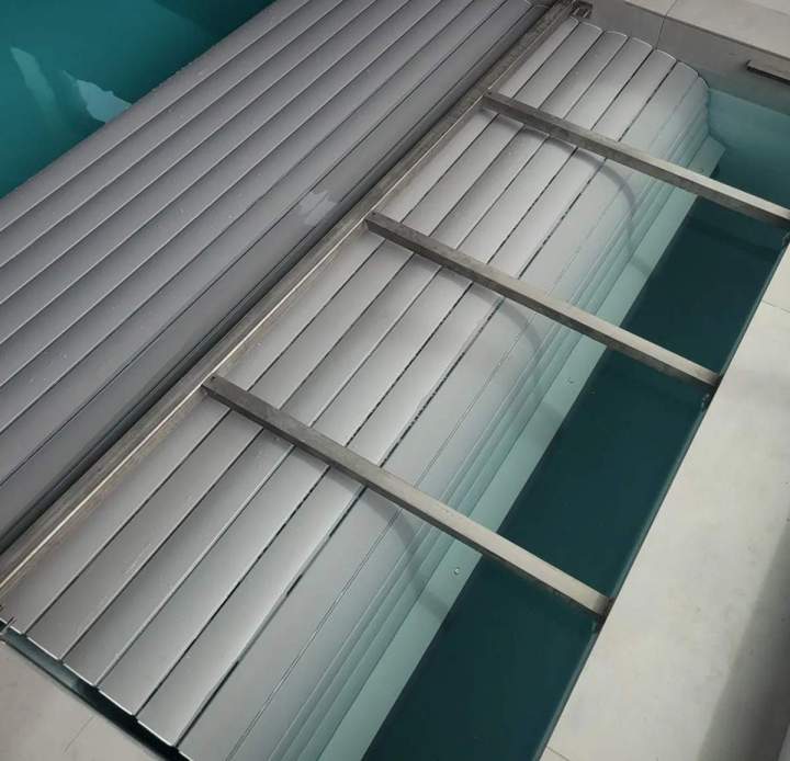 Pool cover supplier Montreal